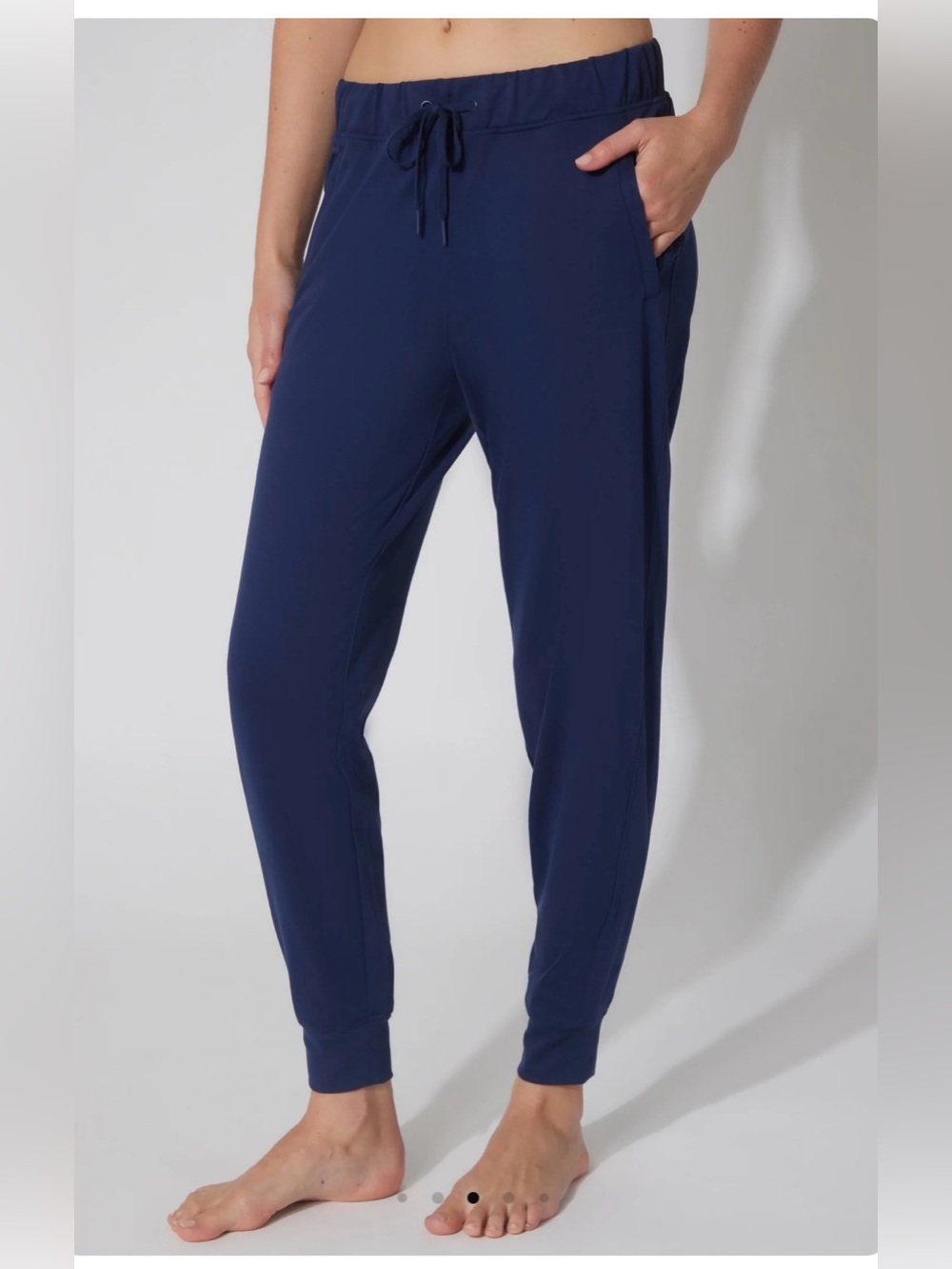 Yogalicious Lux Avenue Maya Illusion Side Pocket Jogger pants - Women's Medium